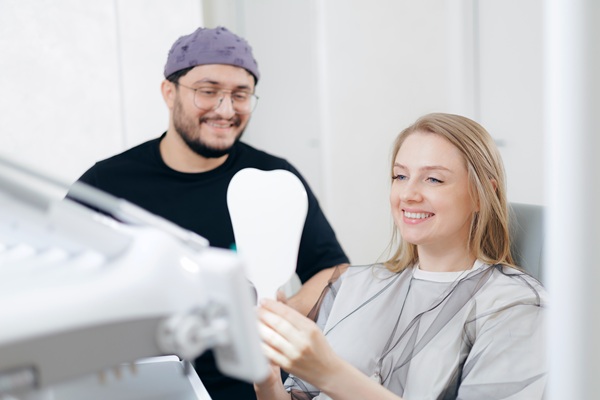 How A Smile Makeover Can Transform Your Confidence